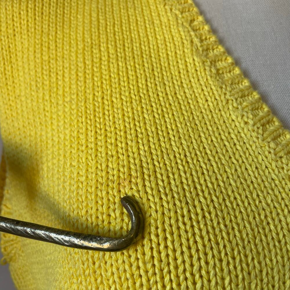Funky Vintage 80s Bright Colorful Yellow Floral Oversized Sweater Vest - Picture 3 of 7